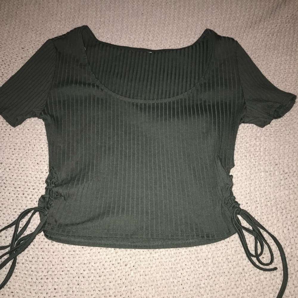 green crop top